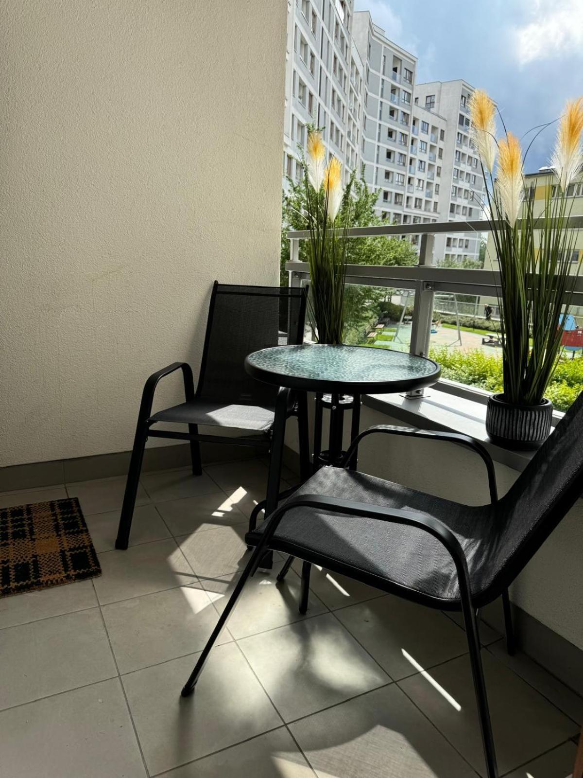 Apartment Metro Slodowiec Free Parking Warschau Exterior foto