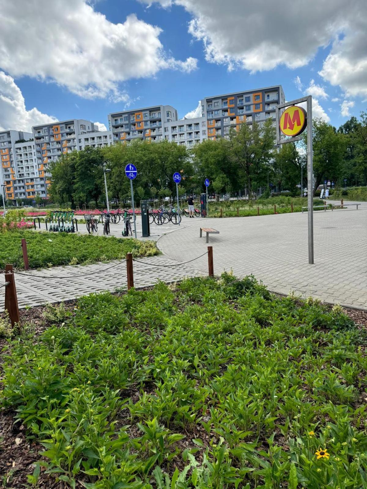 Apartment Metro Slodowiec Free Parking Warschau Exterior foto